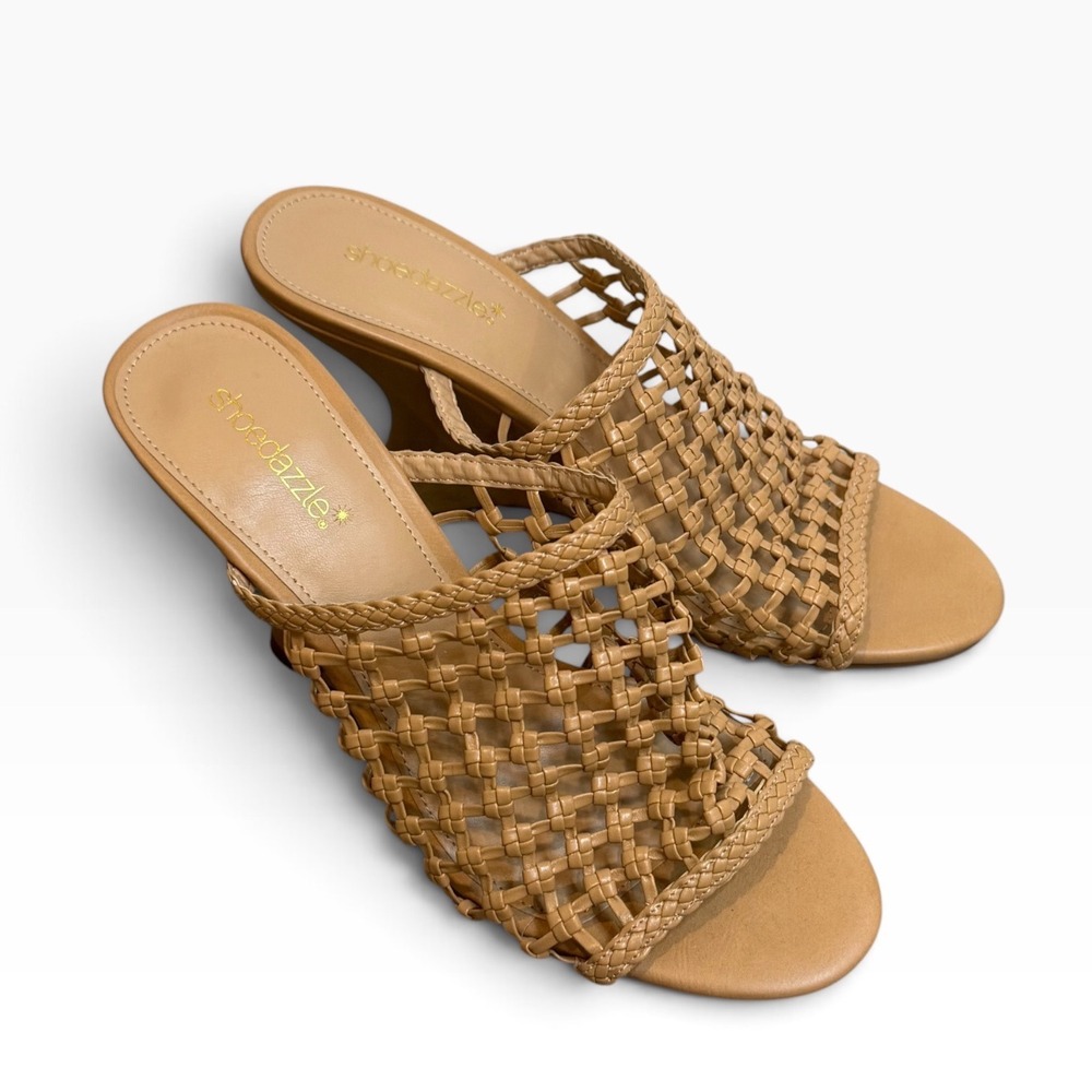 Shoedazzle Nancee Tan Woven Lattice Sculpted Wedge Sandals Mules Womens Size 9